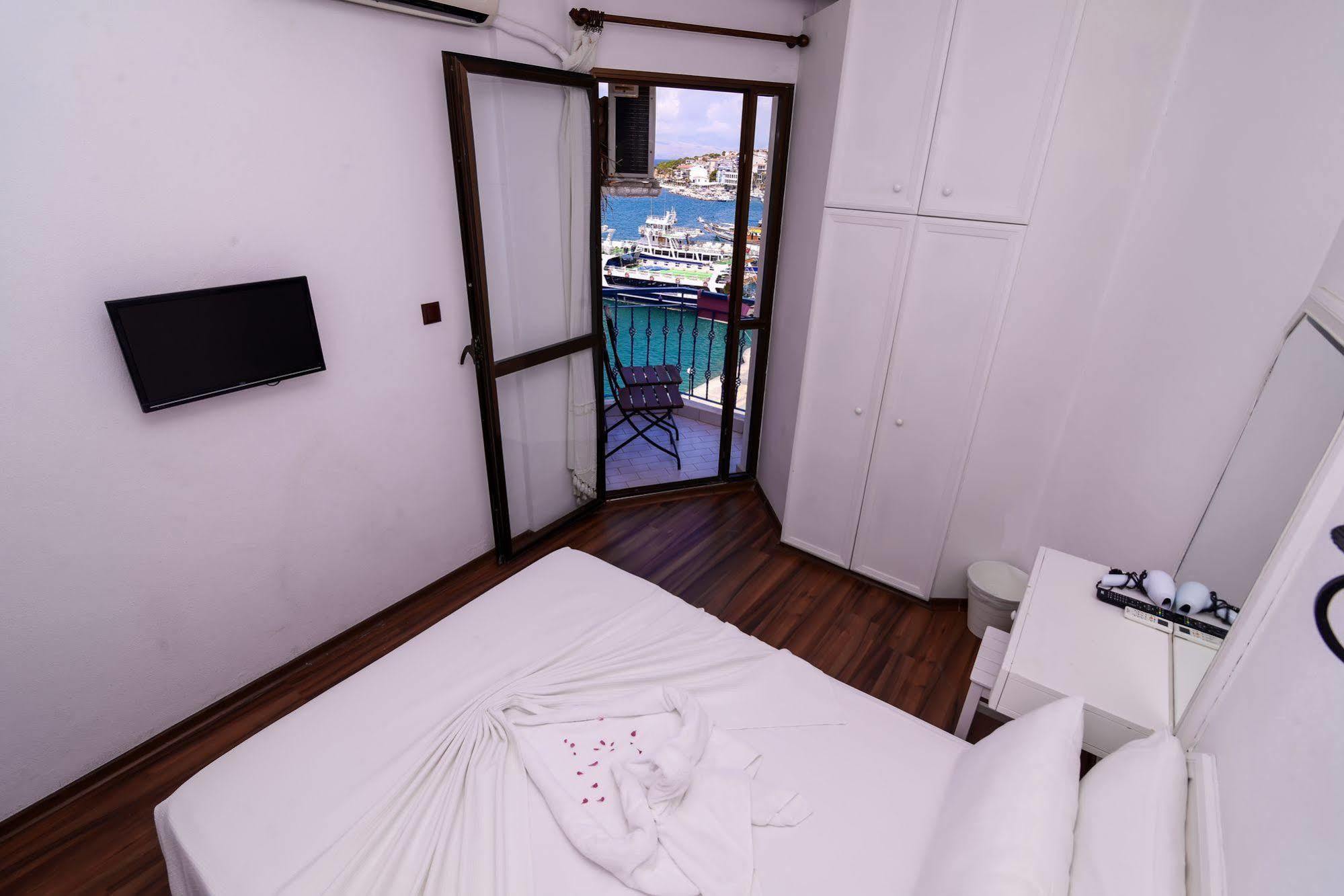 Marin Hotel Çeşme Exterior foto